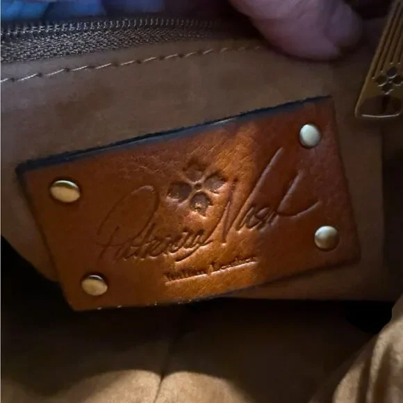 Patricia Nash Floral Wristlet - Picture 5 of 11